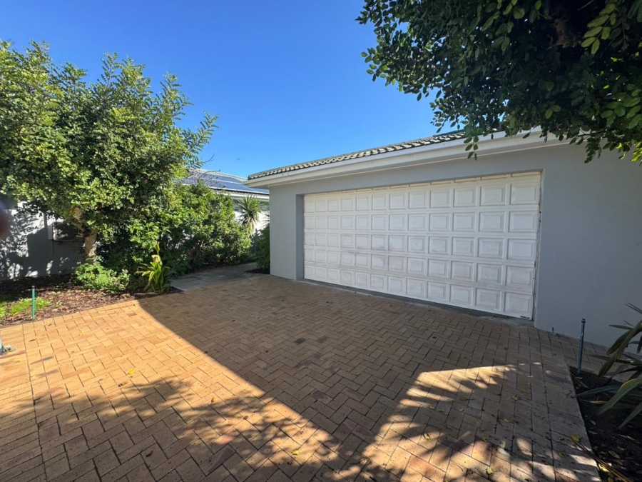 To Let 2 Bedroom Property for Rent in Sunset Beach Western Cape